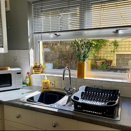 Honey Cottage Tenby Dış mekan fotoğraf
