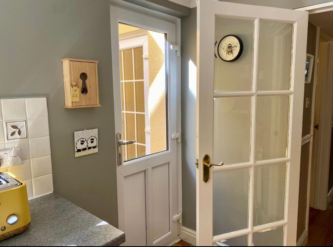 Honey Cottage Tenby Dış mekan fotoğraf